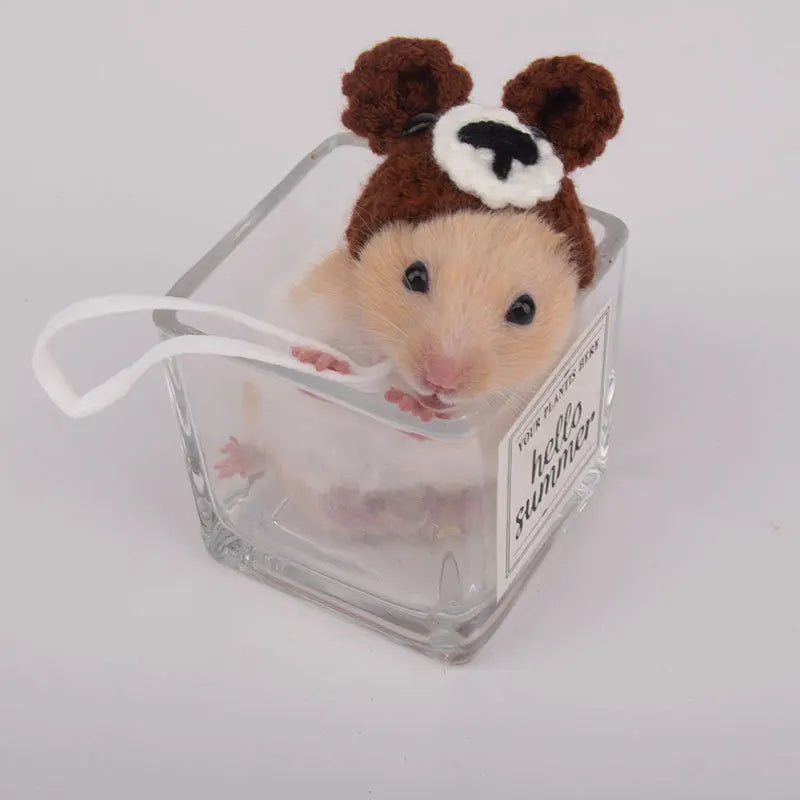 Cappellino per piccoli animali fatto a mano
