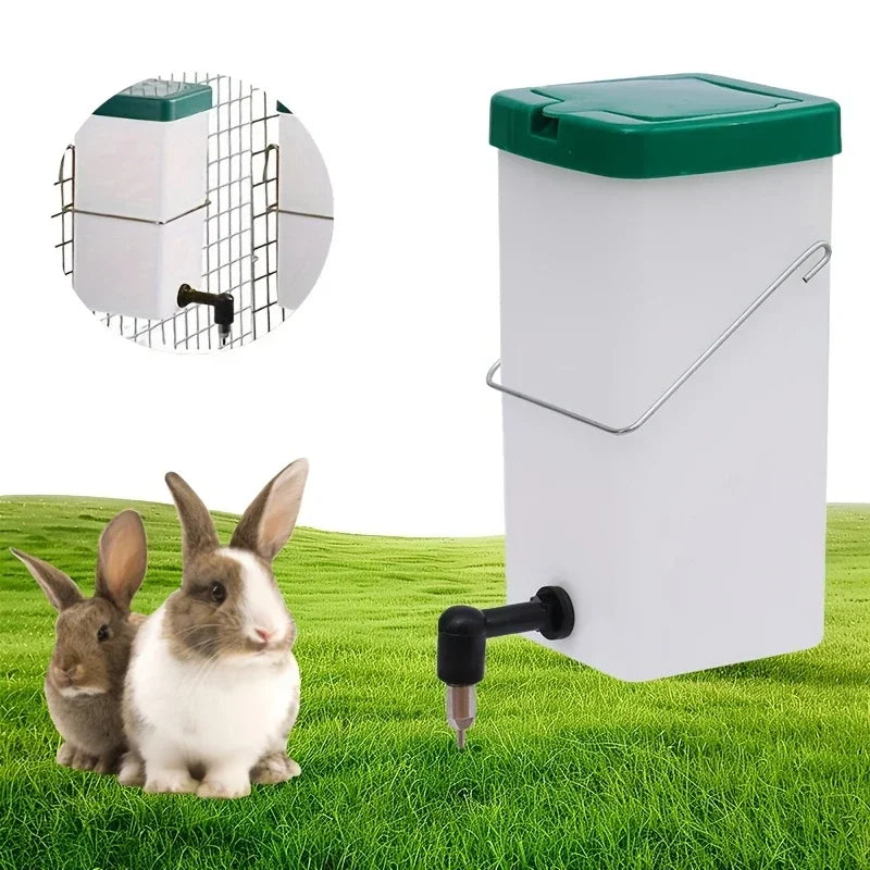Dispenser acqua per piccoli animali