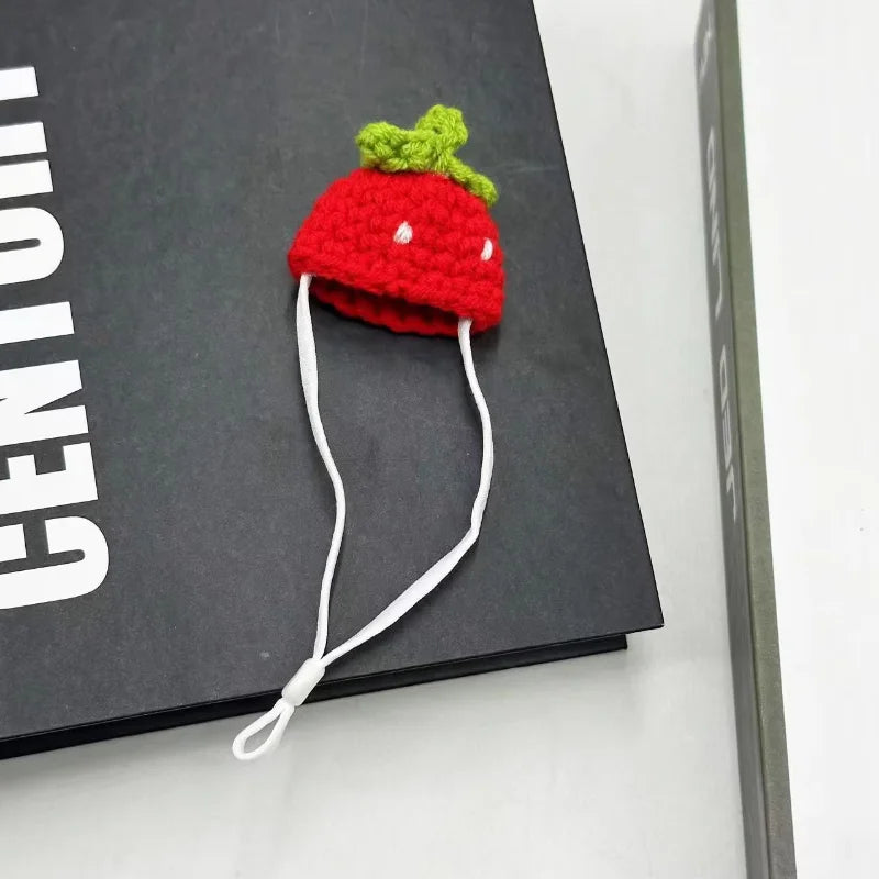 Cappellino per piccoli animali fatto a mano