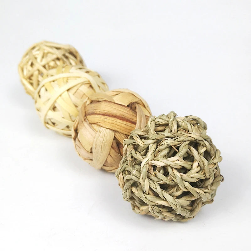 Palla intrecciata da masticare per roditori