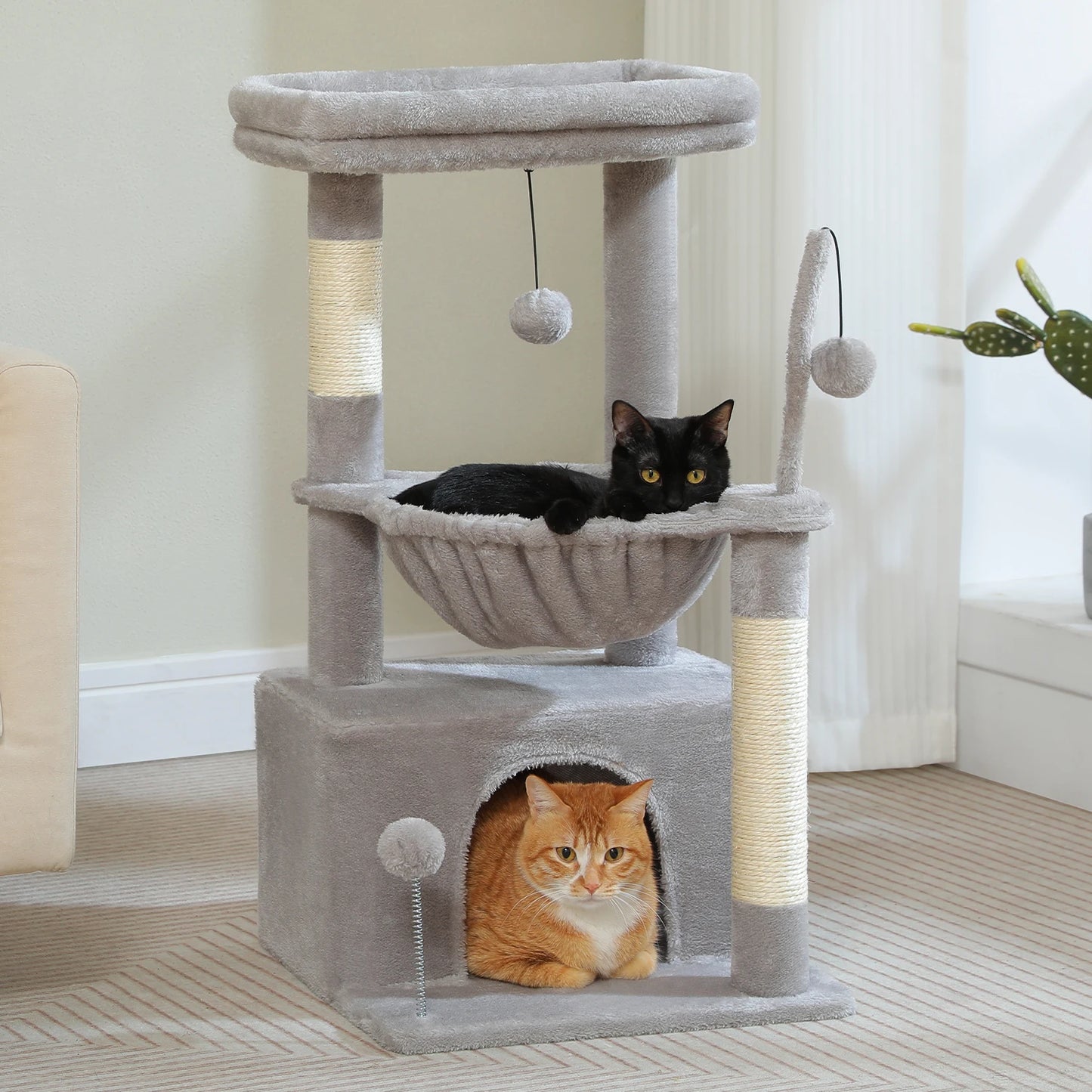 Piccolo albero per gatti con amaca e tiragraffi