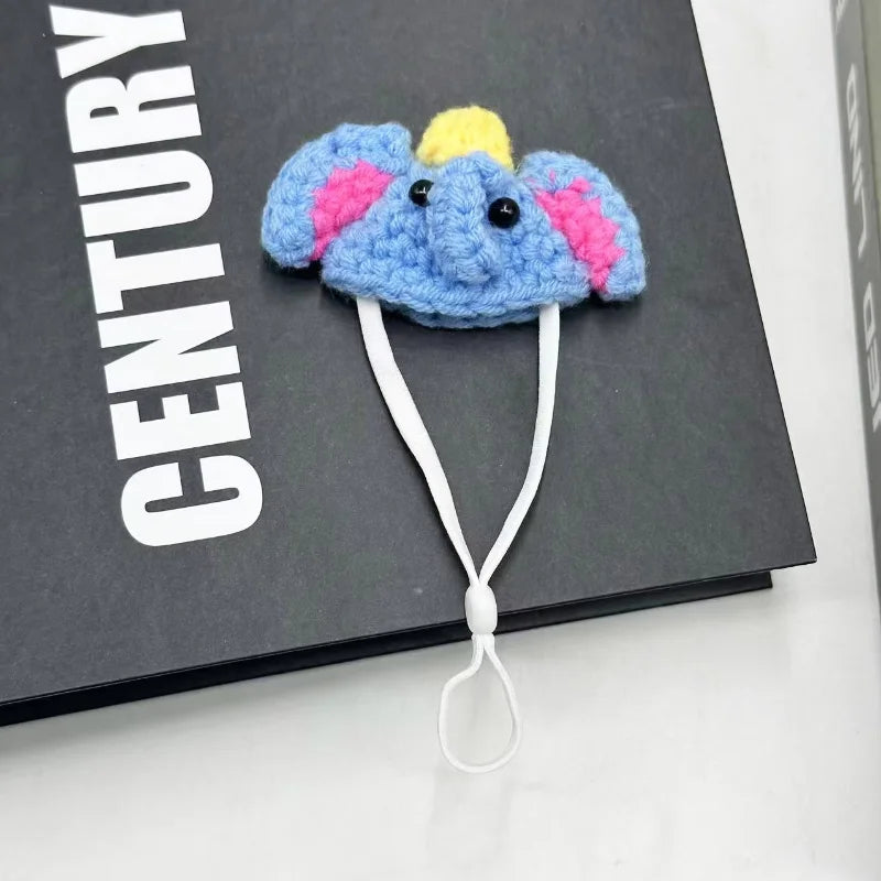 Cappellino per piccoli animali fatto a mano