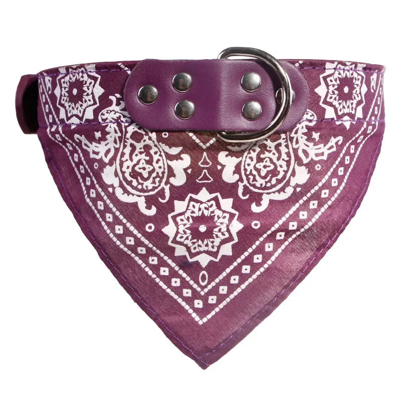 Simpatica bandana regolabile per cani