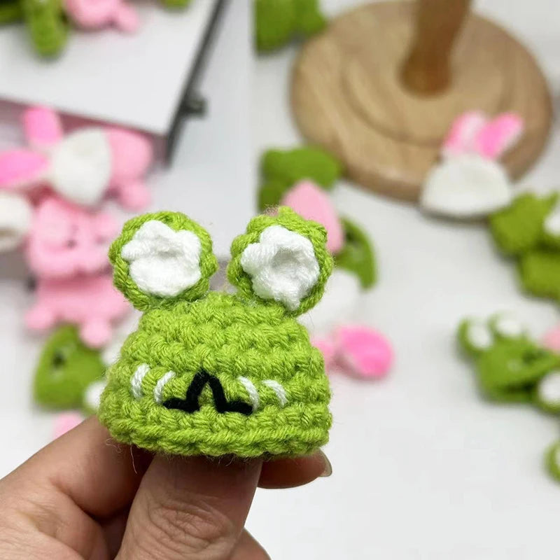 Cappellino per piccoli animali fatto a mano
