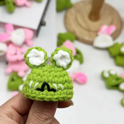 Cappellino per piccoli animali fatto a mano