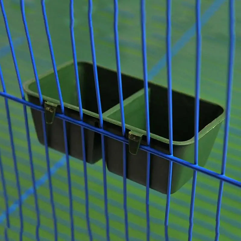 2 In1 cibo per uccelli ciotola per l'acqua pappagallo doppia tazza per l'alimentazione gabbia per piccioni in plastica mangiatoia per alimenti per uccelli pappagallo Pet voliera ciotola per l'acqua