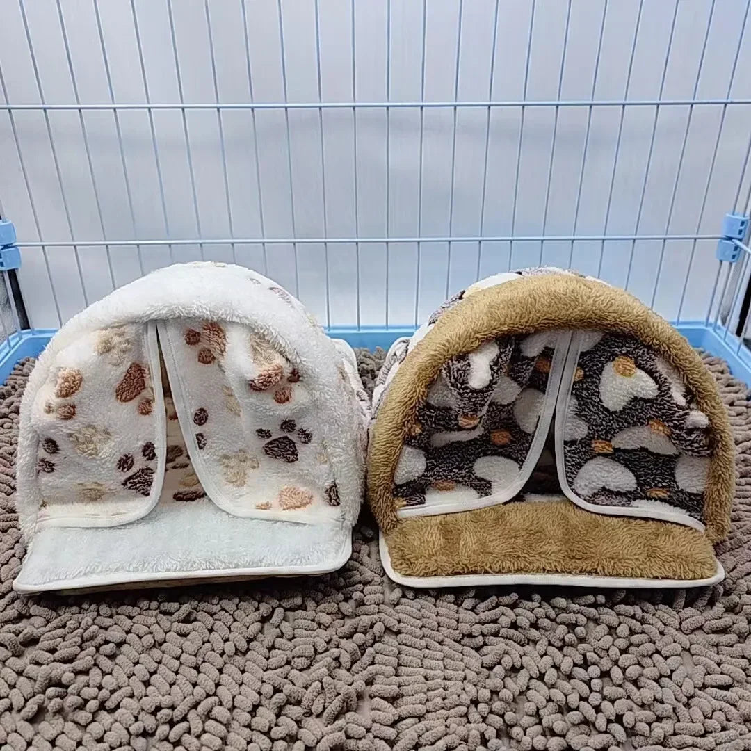 Nuova casa per criceti Grotta per animali domestici Letti morbidi e caldi Gabbia stampata in peluche per porcellino d'India Scoiattolo Topi Ratto Forniture per piccoli animali