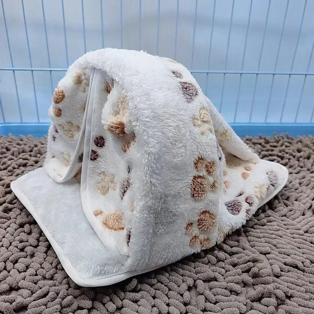 Nuova casa per criceti Grotta per animali domestici Letti morbidi e caldi Gabbia stampata in peluche per porcellino d'India Scoiattolo Topi Ratto Forniture per piccoli animali