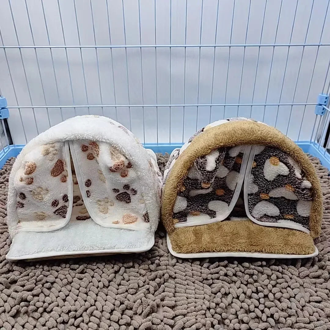 Nuova casa per criceti Grotta per animali domestici Letti morbidi e caldi Gabbia stampata in peluche per porcellino d'India Scoiattolo Topi Ratto Forniture per piccoli animali