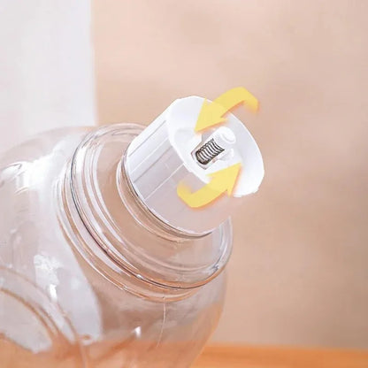 Alimentatore automatico per gatti.