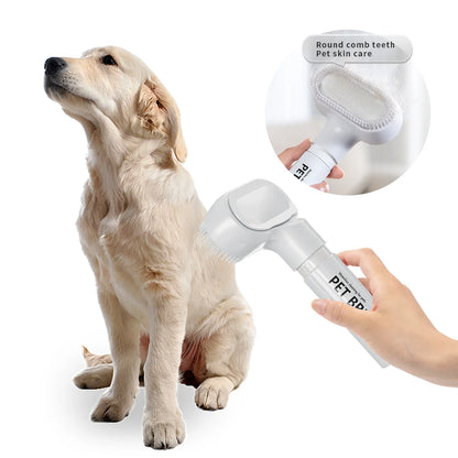 Der Hund verwendet Reinigungsmousse und Tierpflegemittel, um schwebende Haarflecken zu entfernen. Reinigen Sie die Sterilisation ohne Spülen. Shampoo. Deodorant.