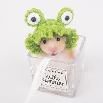 Cappellino per piccoli animali fatto a mano