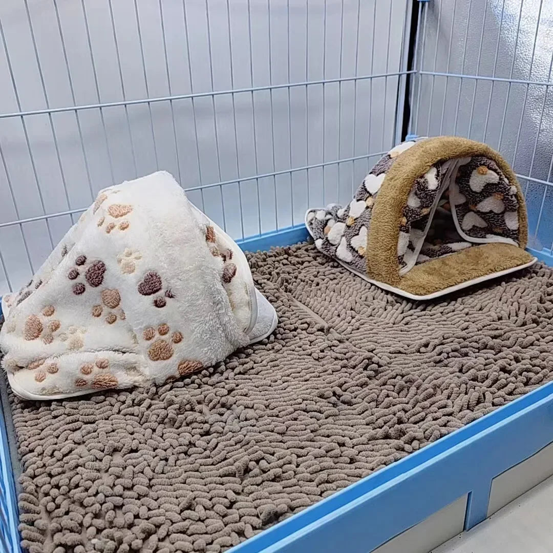 Nuova casa per criceti Grotta per animali domestici Letti morbidi e caldi Gabbia stampata in peluche per porcellino d'India Scoiattolo Topi Ratto Forniture per piccoli animali